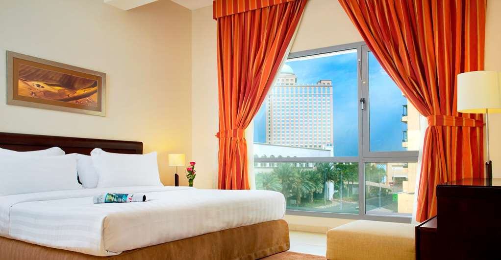 Time Topaz Hotel Apartment Dubai Room photo